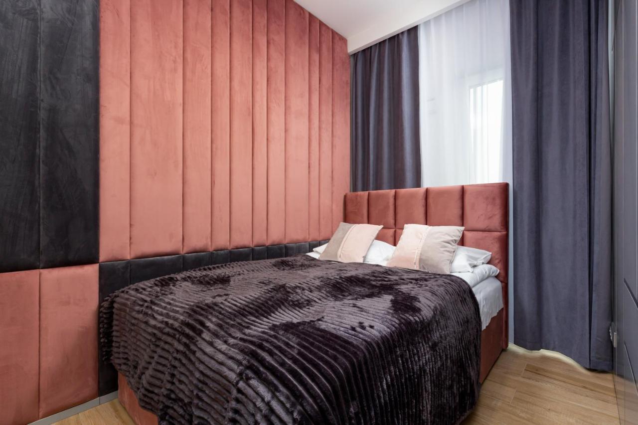 Premium Apartments Business Center By Renters Prestige Варшава Стая снимка