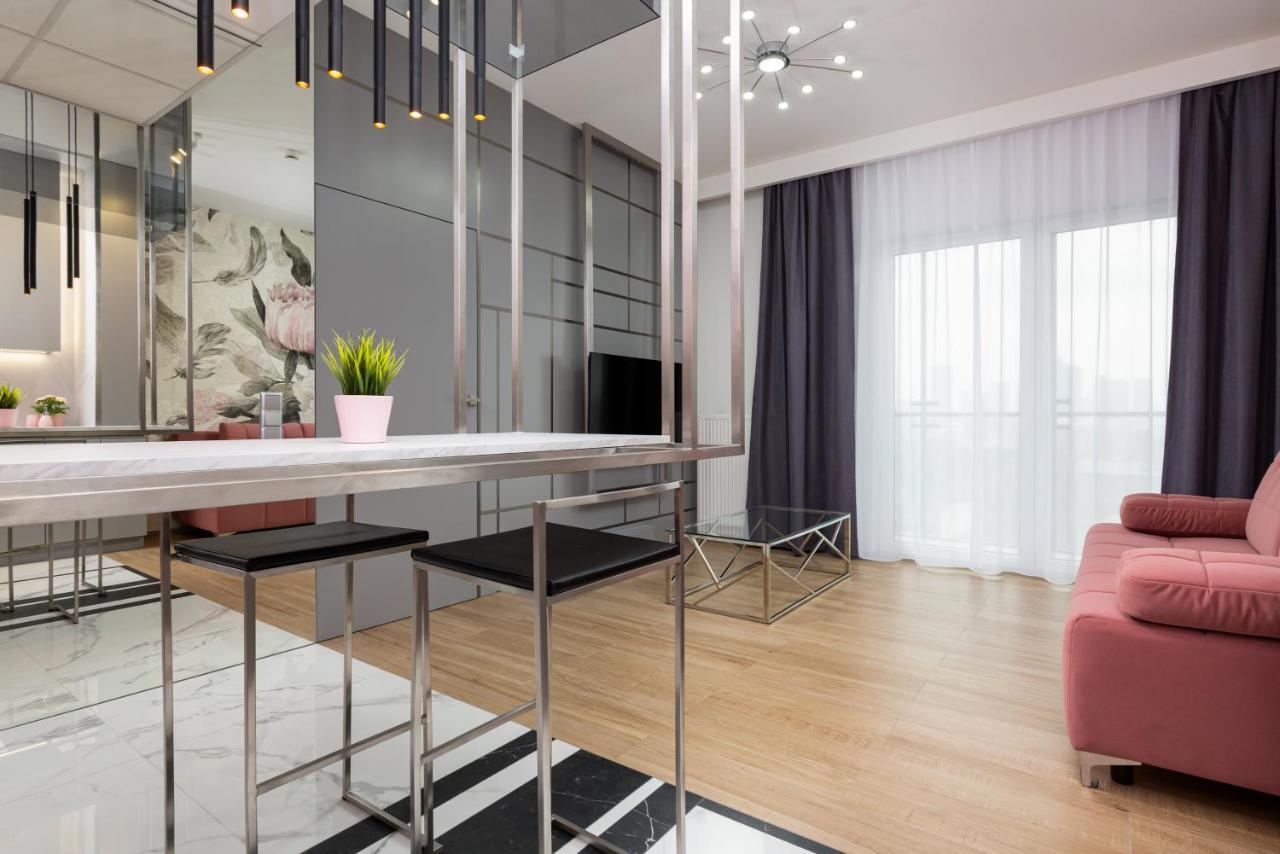 Premium Apartments Business Center By Renters Prestige Варшава Стая снимка